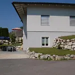Frate 아파트