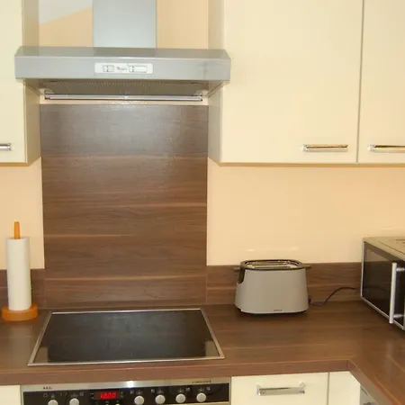 Frate Apartment *